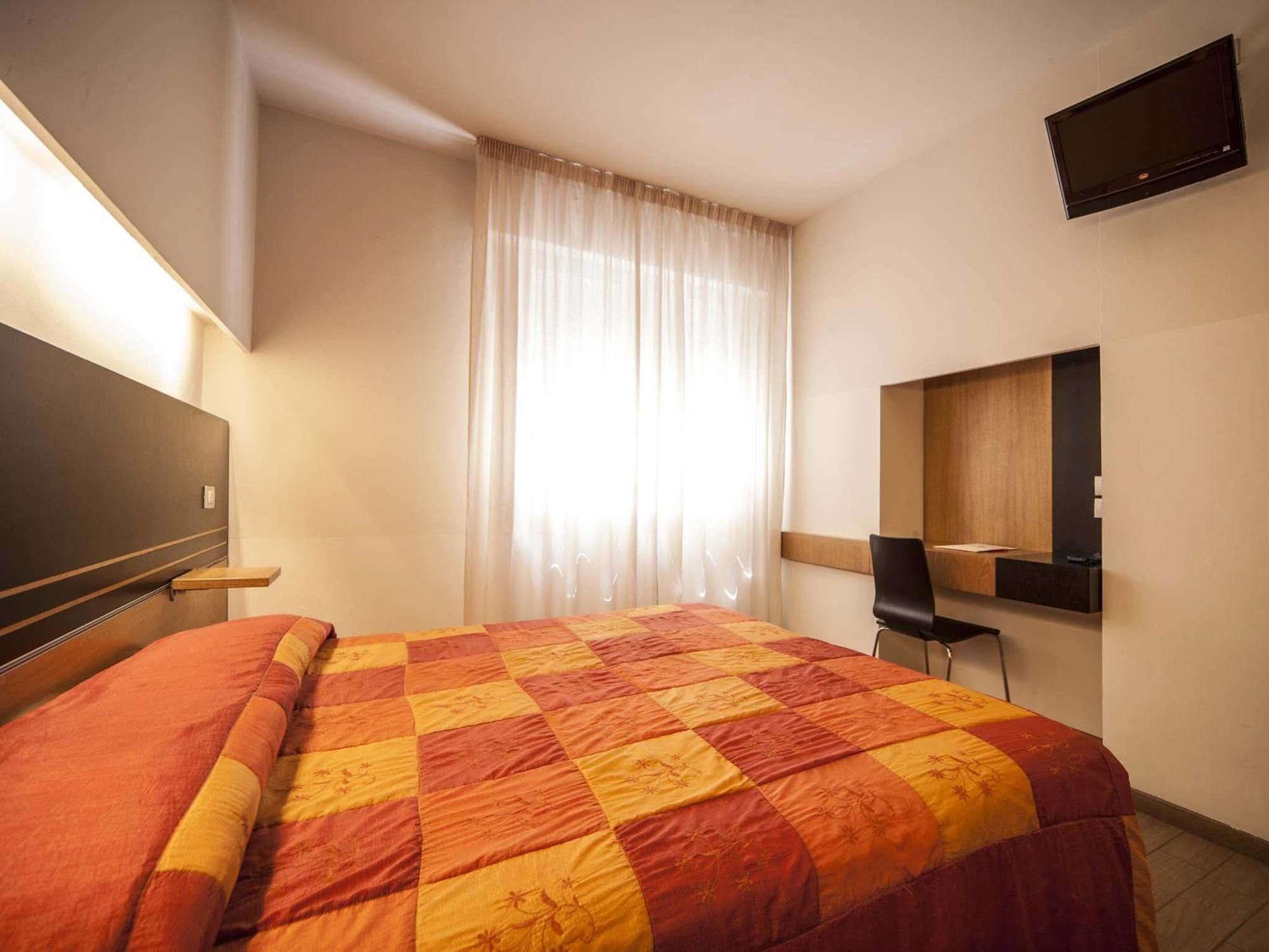 Hotel Lalla 3*