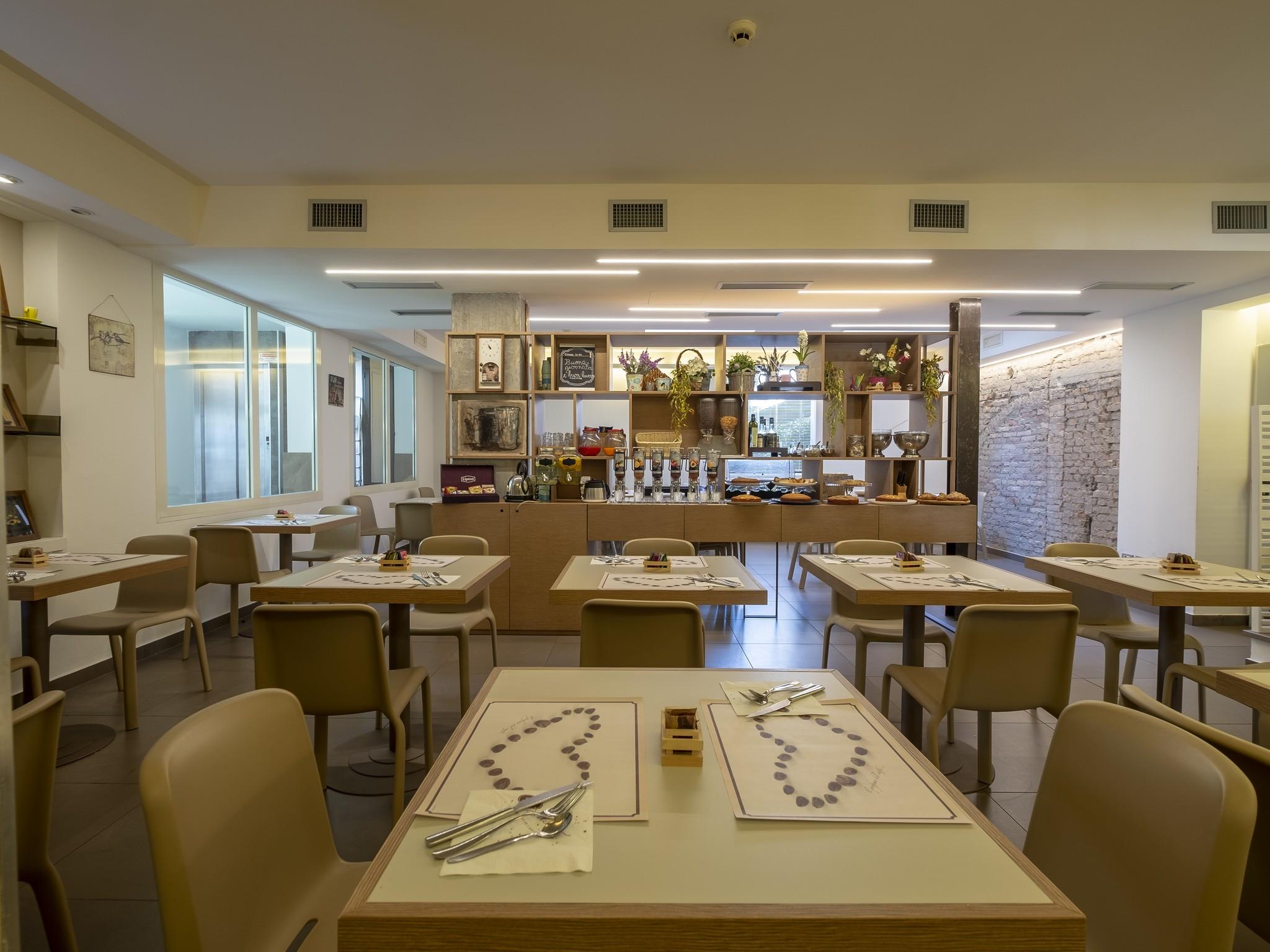 Hotel Lalla